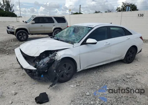 2022 Hyundai Elantra Sel from USA, damaged, VIN 5NPLM4AG2NH059999
